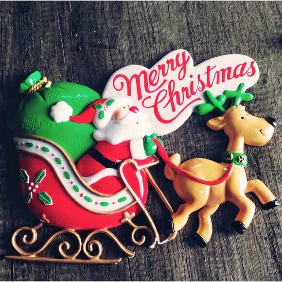 2 Vintage Christmas Santa Reindeer JCNY Plastic Planter tabletop Decorations - Picture 2 of 12